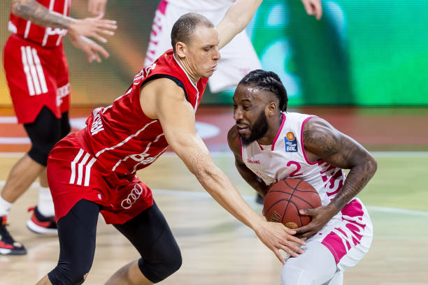 精彩绝伦的 精彩绝伦的